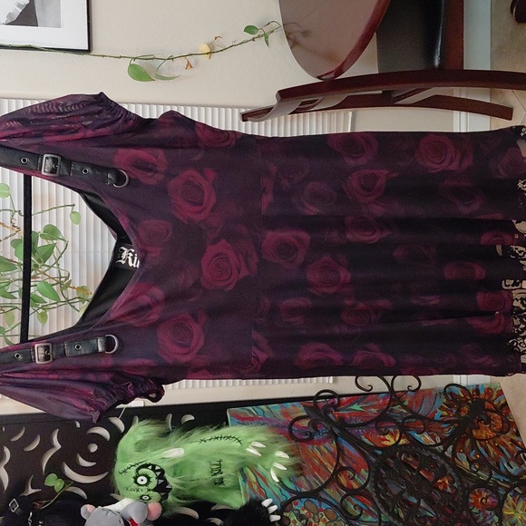 KILLSTAR 3XL EBON ROSE SHORT SLEEVES RED ROSES HAS POCKETS - Picture 13 of 17